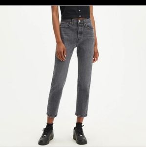 Levi’s Premium Wedgie Straight Jeans Break A Leg Size 28